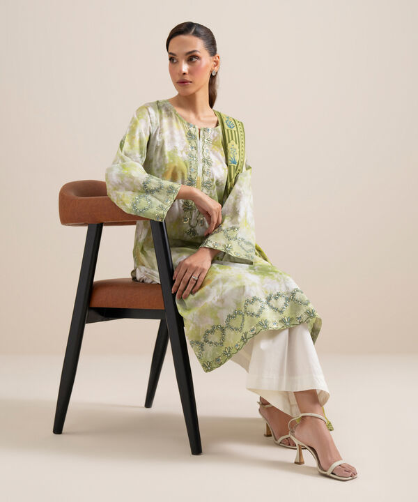 3 Piece - Embroidered Lawn Suit