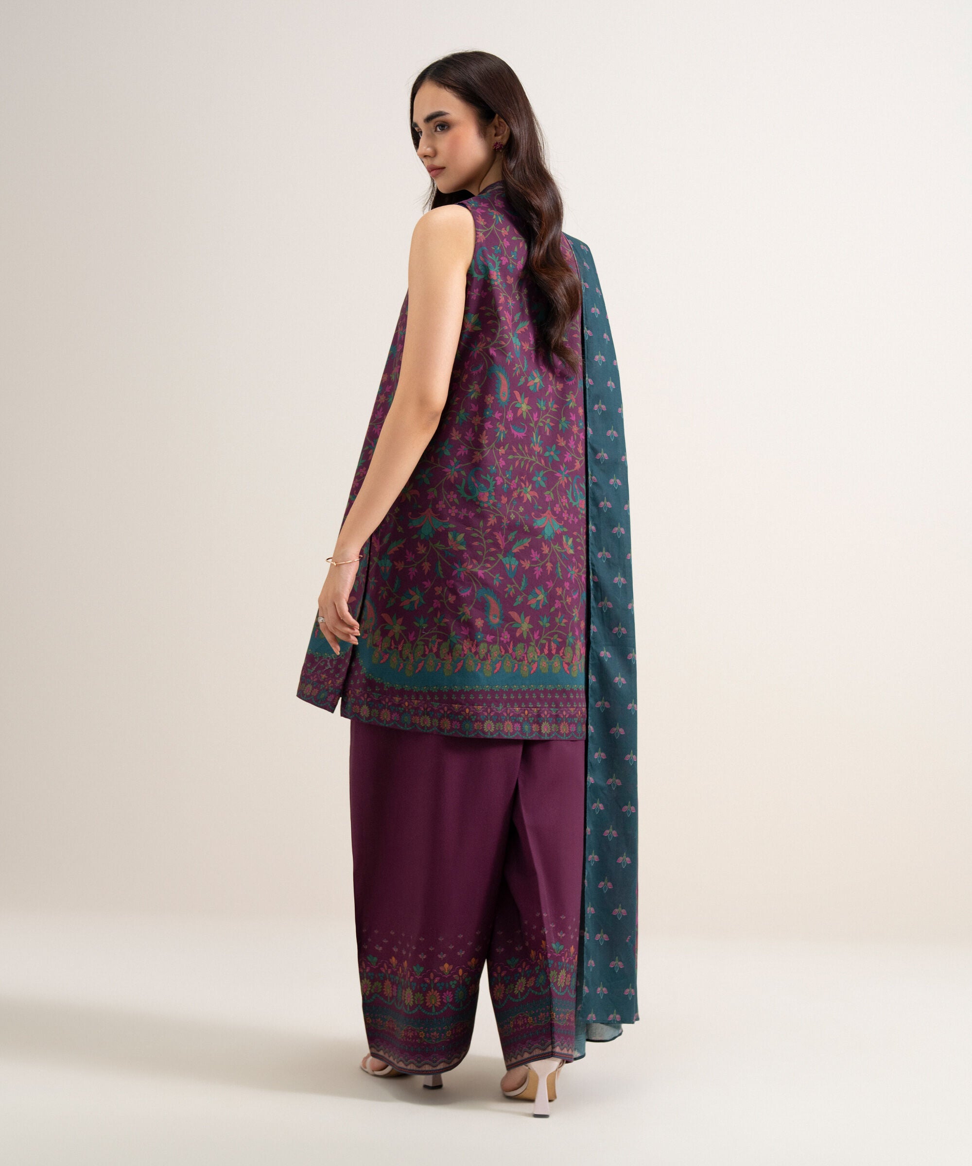 3 Piece - Printed Lawn Suit U3PDYS26V798