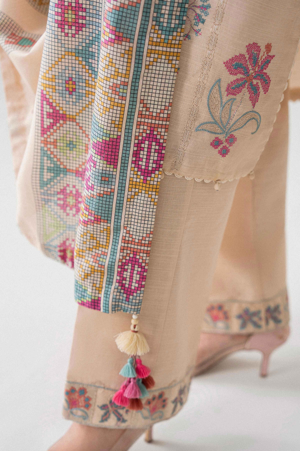 3 Piece - Printed Embroidered Suit - U3PE-NISHA26WV1-115