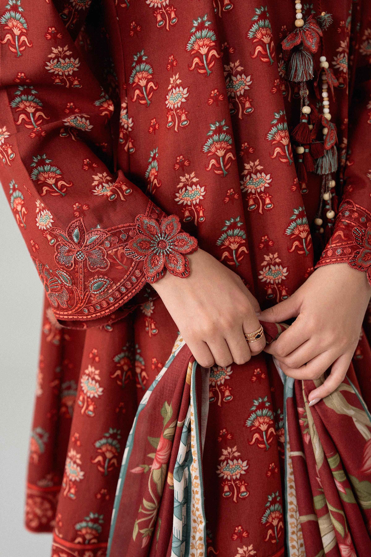 3 Piece - Digital Printed Embroidered Suit - U3PE-NISHA26WV1-120