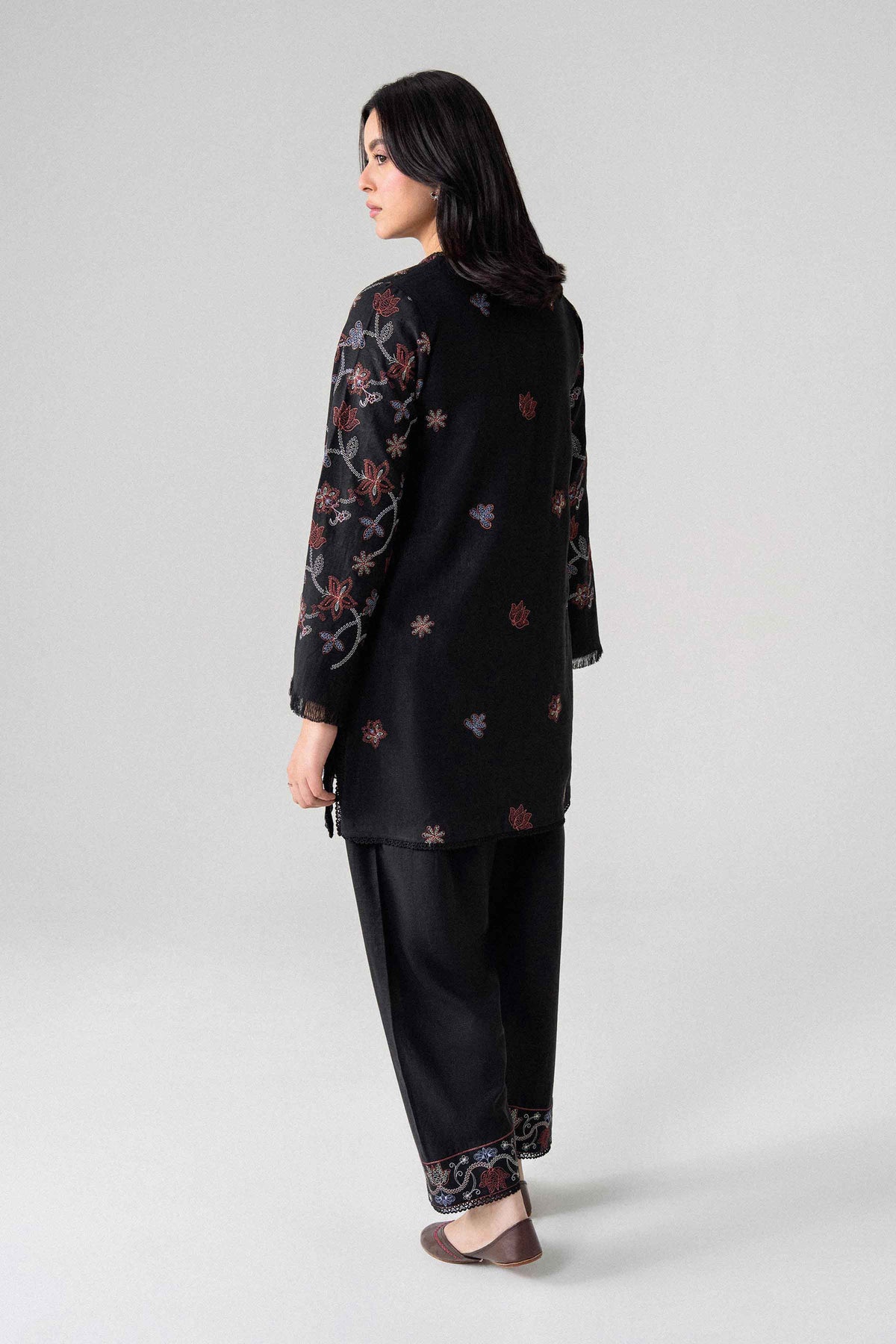 2 Piece - Embroidered Suit - U3PE-NISHA26WV1-147