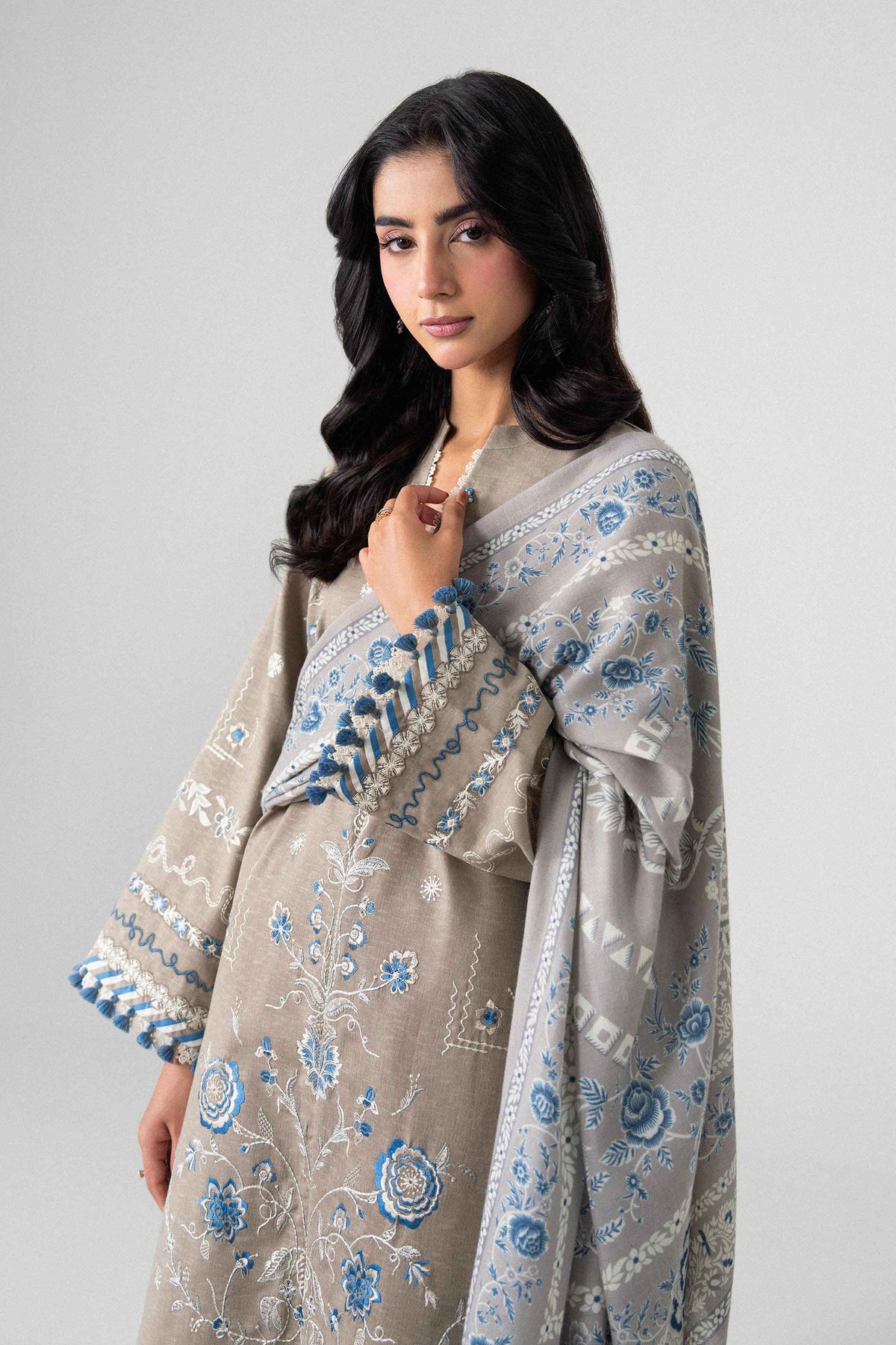 3 Piece - Printed Embroidered Suit - U3PE-NISHA26WV1-221