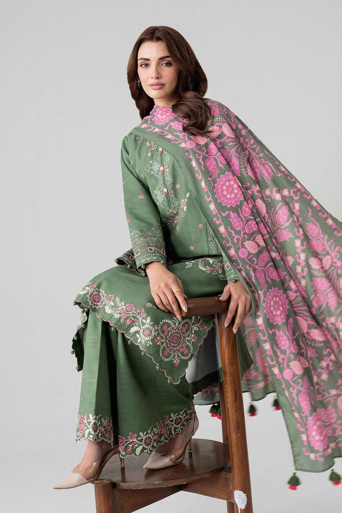 3 Piece - Digital Printed Embroidered Suit - U3PE-NISHA26WV1-232