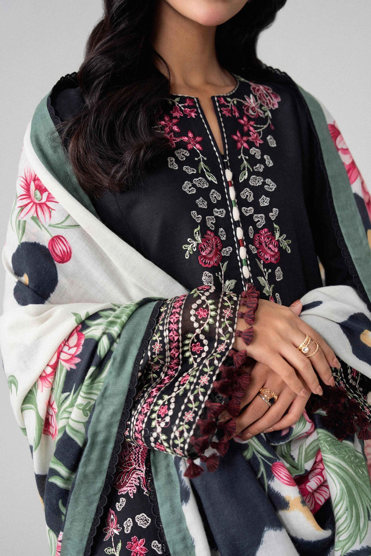 3 Piece - Digital Printed Embroidered Suit - U3PE-NISHA26WV1-235