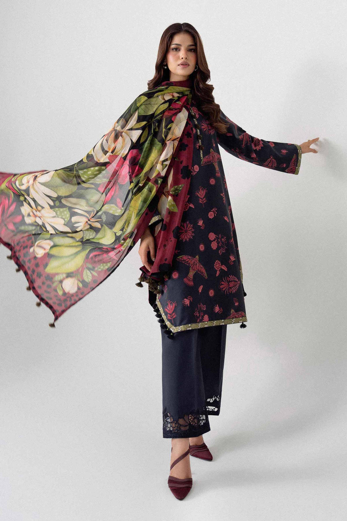 3 Piece - Digital Printed Embroidered Suit - U3PE-NISHA26WV1-66