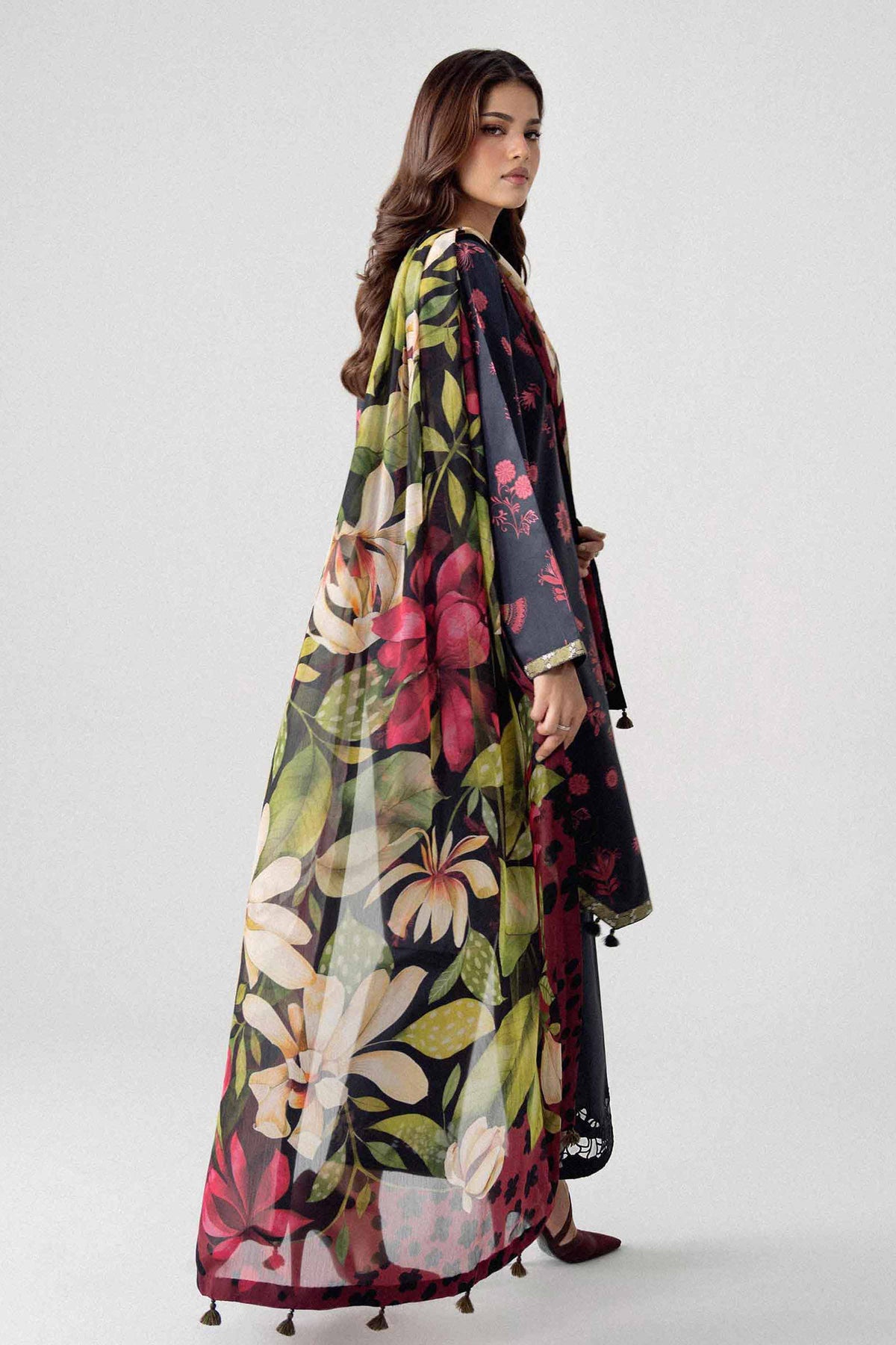 3 Piece - Digital Printed Embroidered Suit - U3PE-NISHA26WV1-66