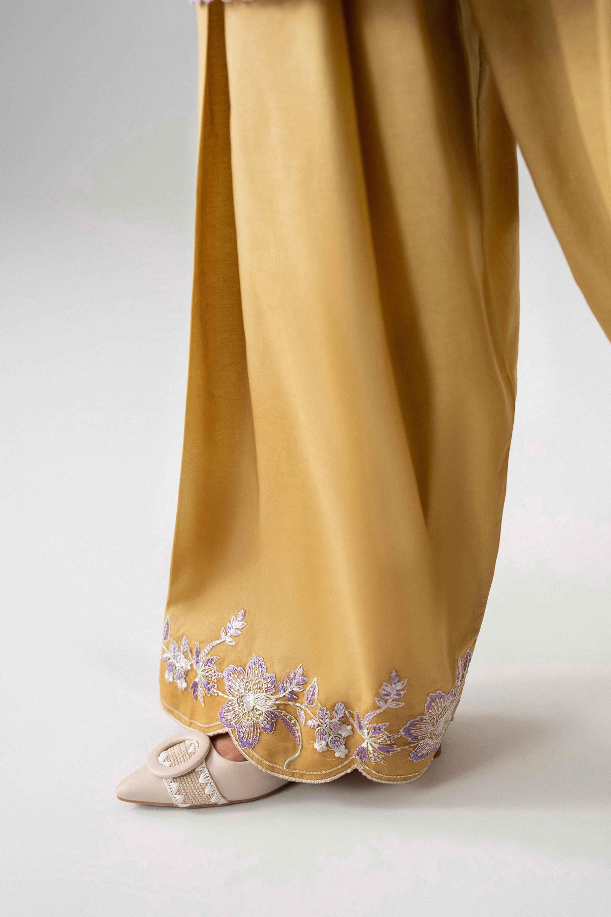 3 Piece - Digital Printed Embroidered Suit - U3PE-NISHA26WV1-74