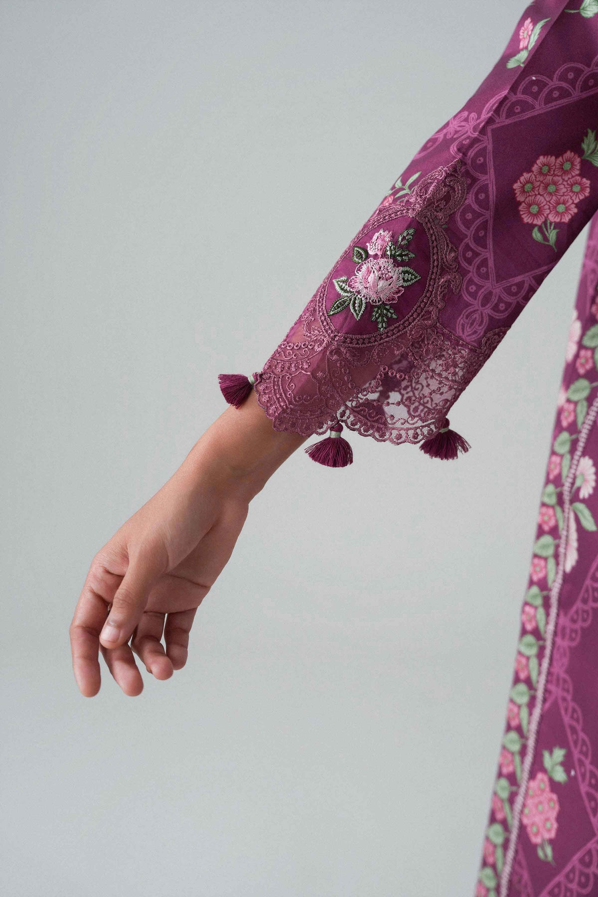 3 Piece - Digital Printed Embroidered Suit - U3PE-NISHA26WV1-75