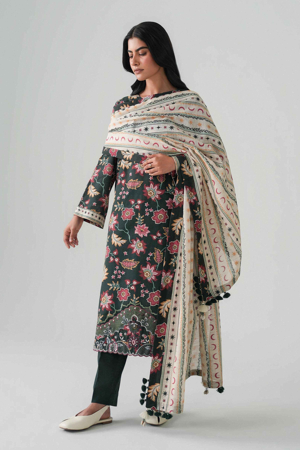 3 Piece - Printed Embroidered Suit - U3PE-NISHA26WV1-96
