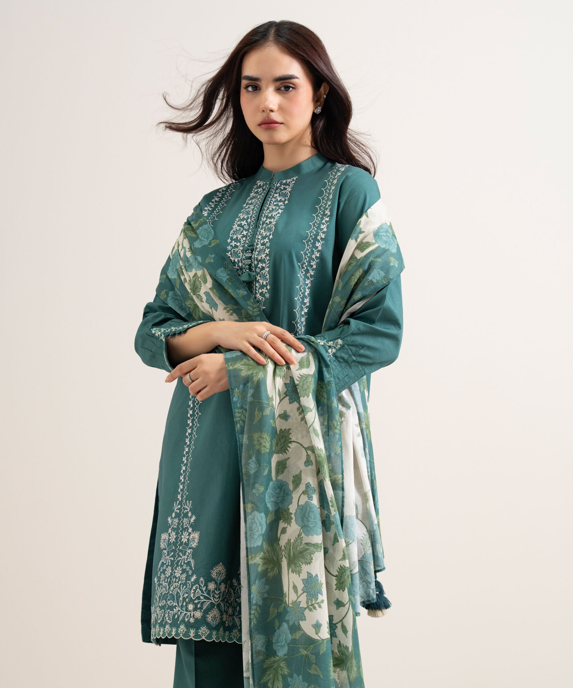 3 Piece - Embroidered Lawn Suit U3PEADD26V11