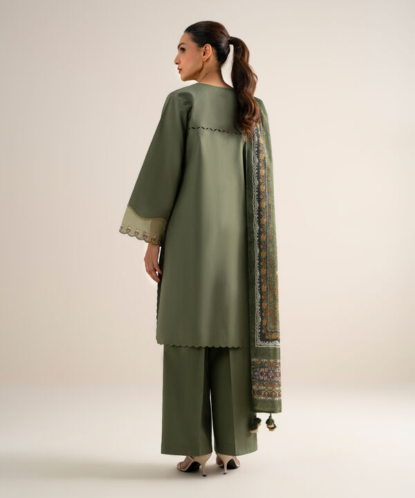 3 Piece - Embroidered Lawn Suit