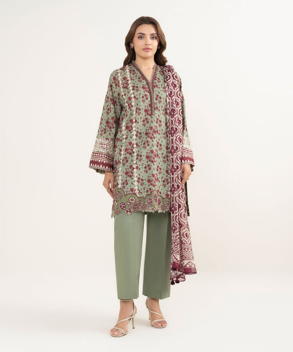 3 Piece - Embroidered Lawn Suit