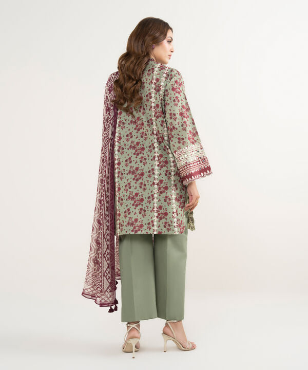 3 Piece - Embroidered Lawn Suit