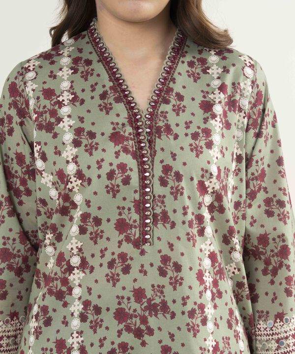 3 Piece - Embroidered Lawn Suit