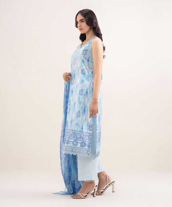 3 Piece - Embroidered Lawn Suit
