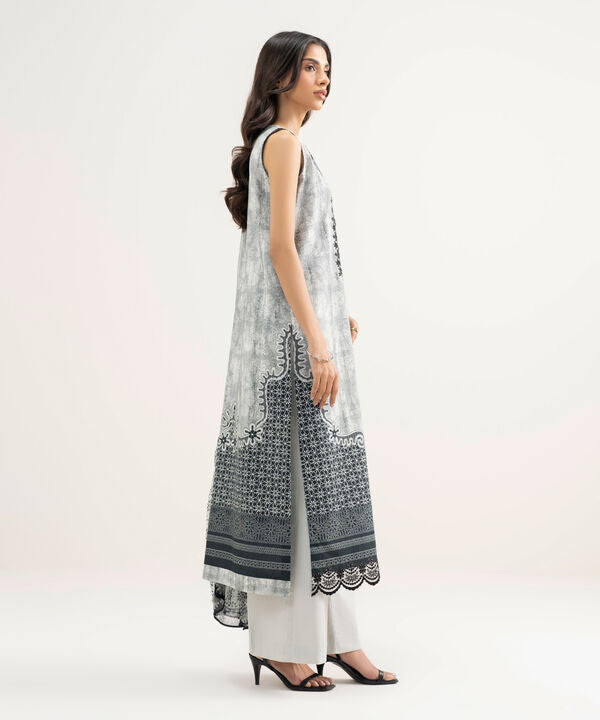 3 Piece - Embroidered Lawn Suit