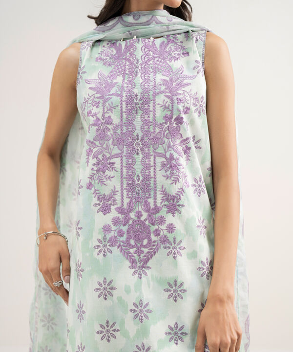 3 Piece - Embroidered Lawn Suit