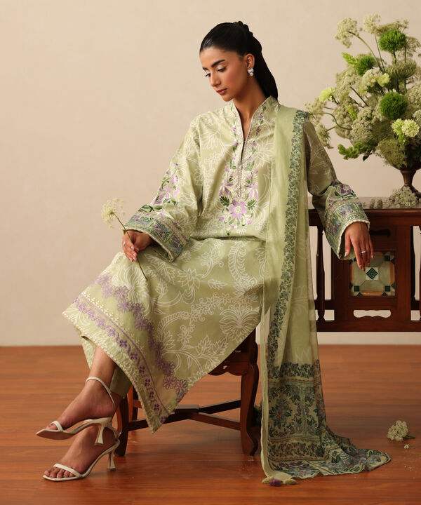 3 Piece - Embroidered Lawn Suit