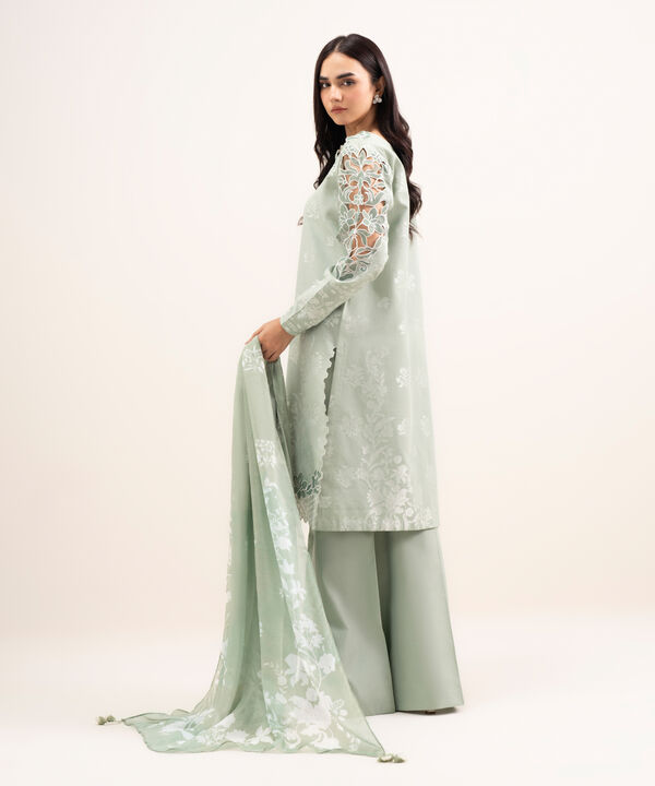 3 Piece - Embroidered Jacquard Suit
