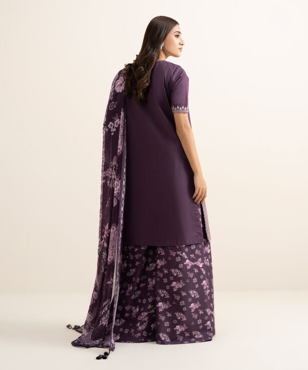 3 Piece - Embroidered Lawn Suit