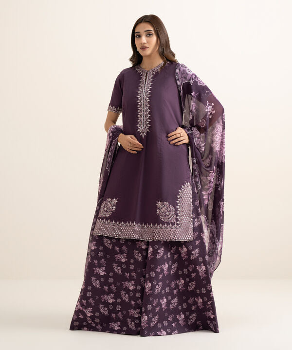 3 Piece - Embroidered Lawn Suit