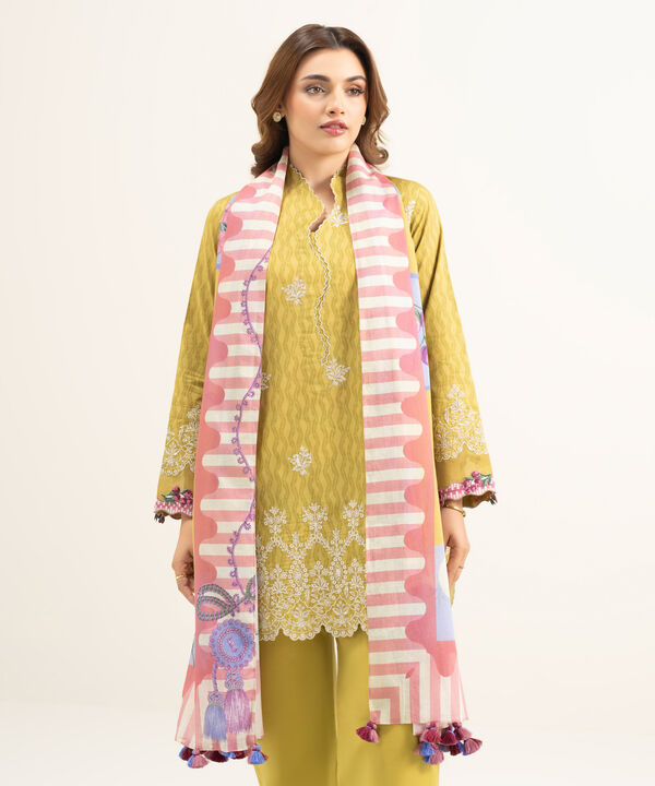 3 Piece - Embroidered Lawn Suit