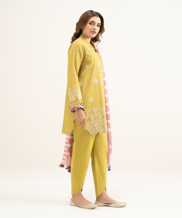 3 Piece - Embroidered Lawn Suit