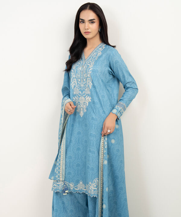 3 Piece - Embroidered Lawn Suit