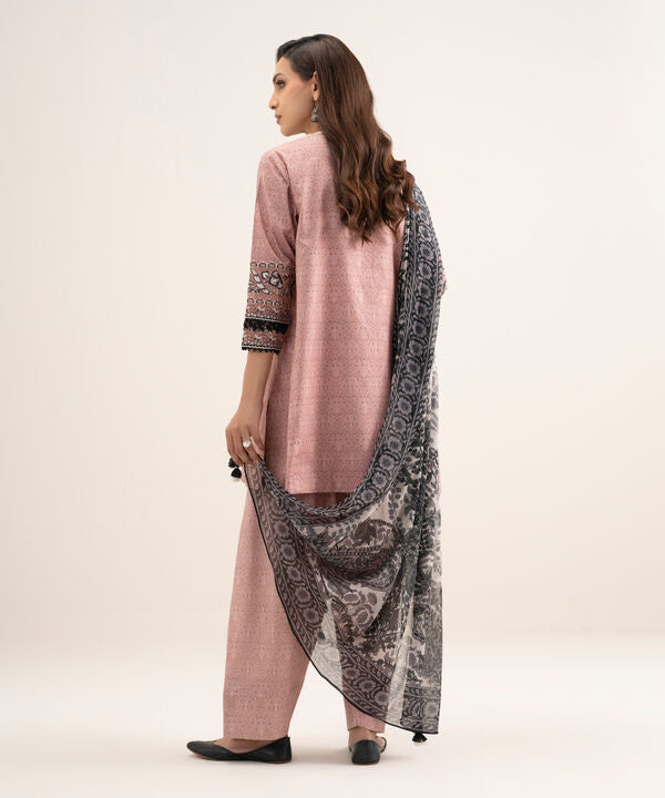 3 Piece - Embroidered Lawn Suit
