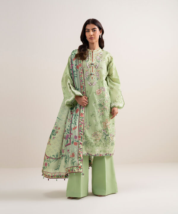 3 Piece - Embroidered Lawn Suit