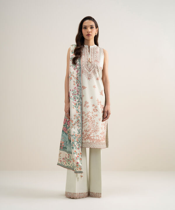 3 Piece - Embroidered Lawn Suit