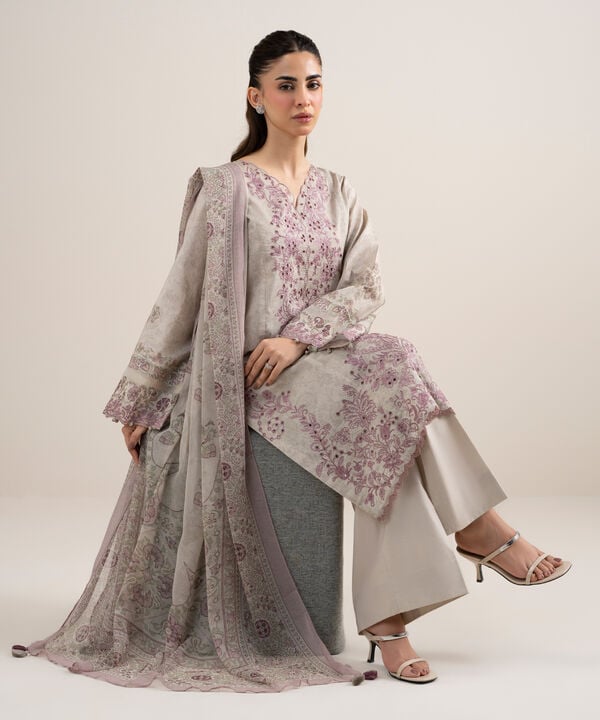 3 Piece - Embroidered Lawn Suit