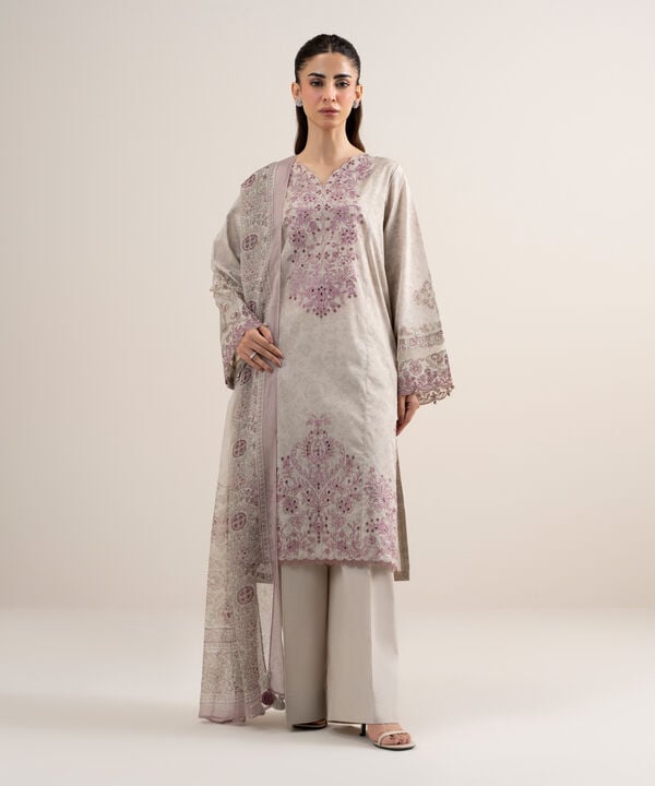 3 Piece - Embroidered Lawn Suit