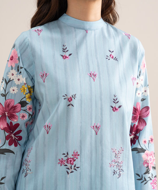 3 Piece - Embroidered Lawn Suit