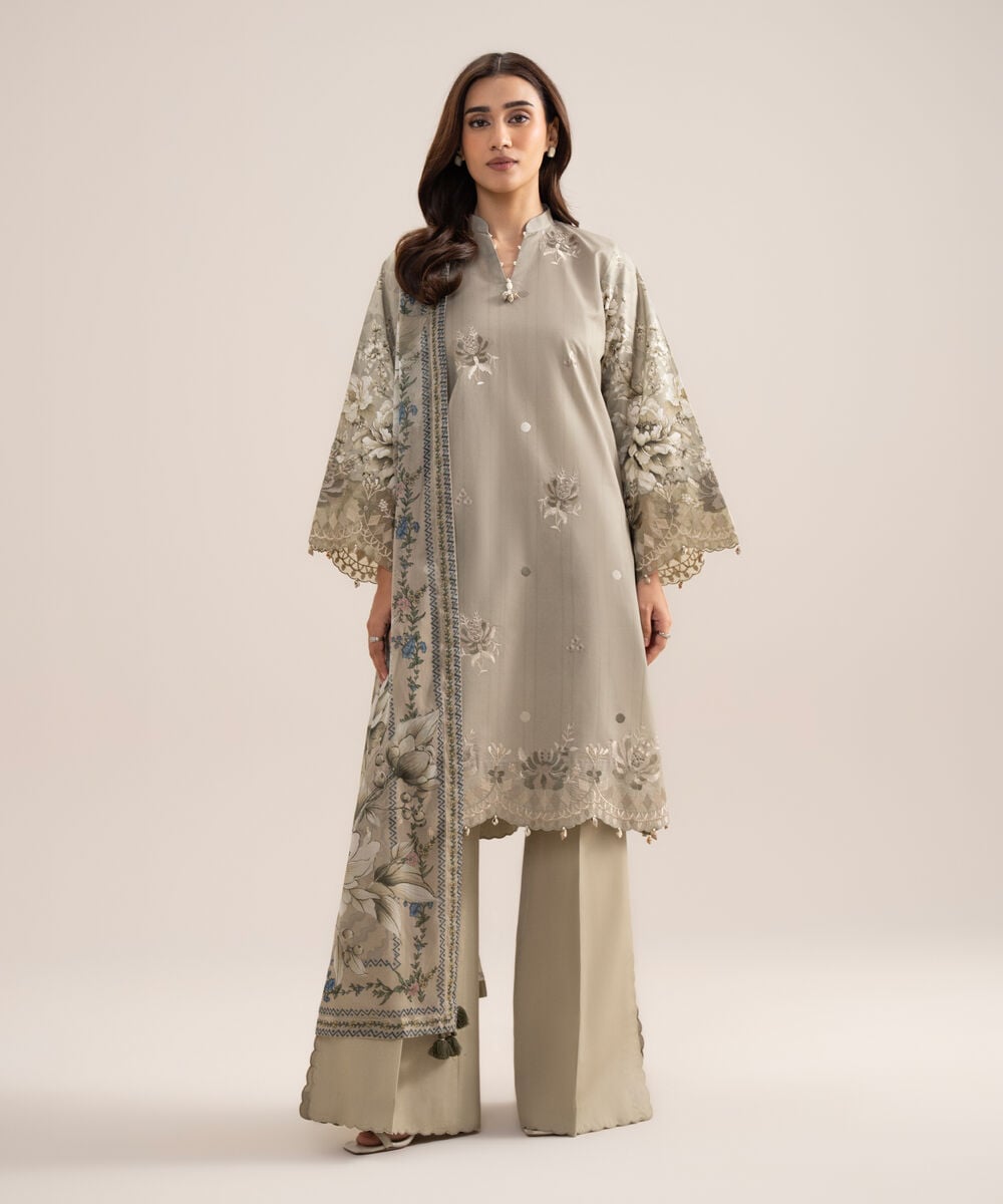 3 Piece - Embroidered Lawn Suit U3PESGS26V73