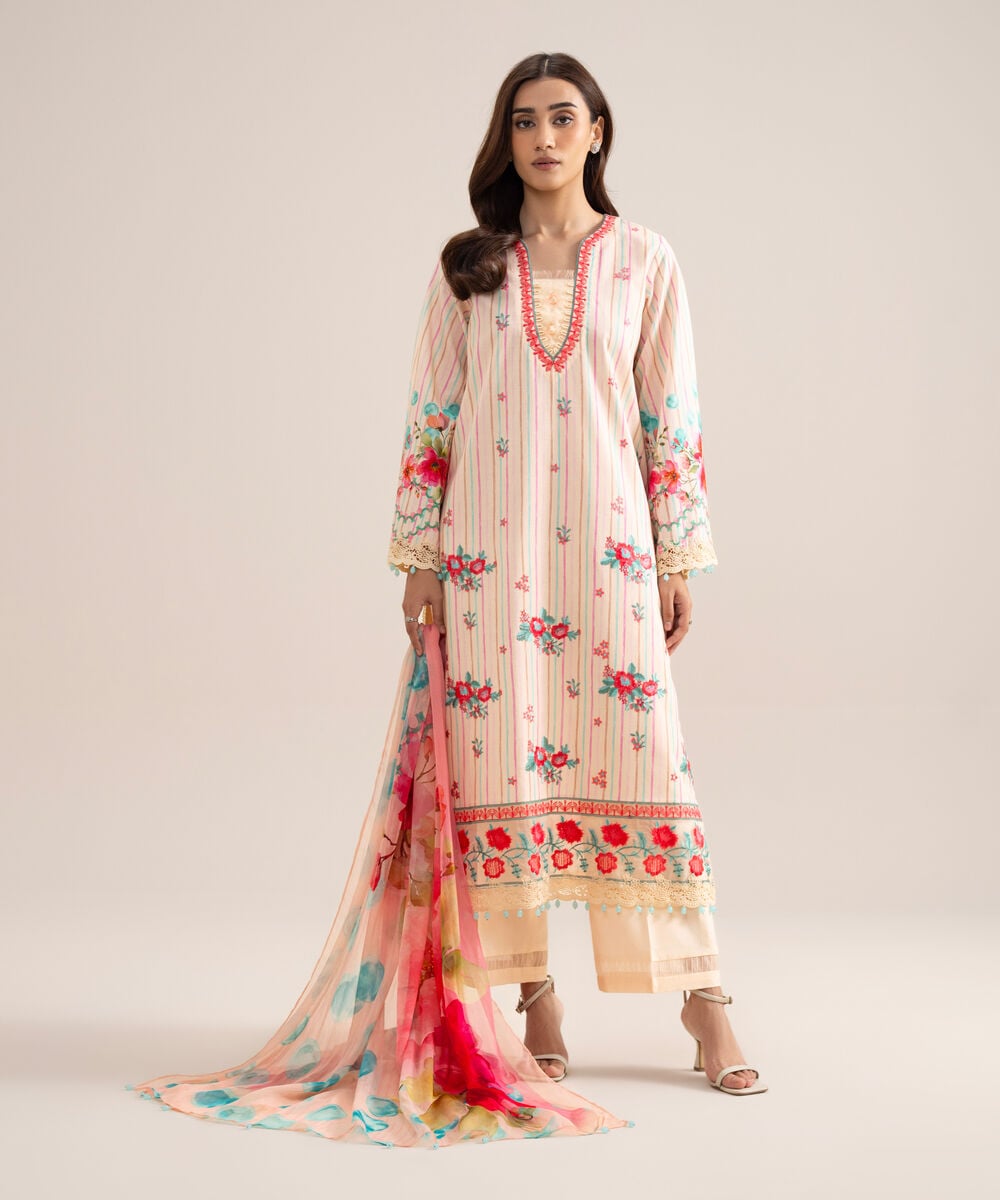 3 Piece - Embroidered Lawn Suit U3PESGS26V74