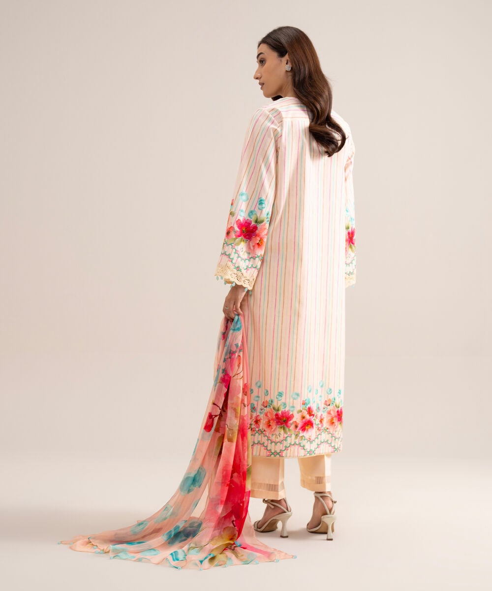 3 Piece - Embroidered Lawn Suit U3PESGS26V74
