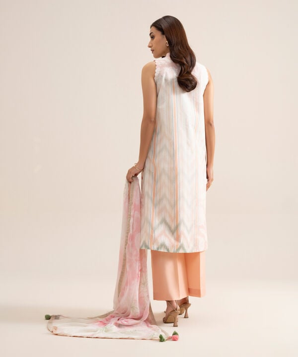 3 Piece - Embroidered Lawn Suit