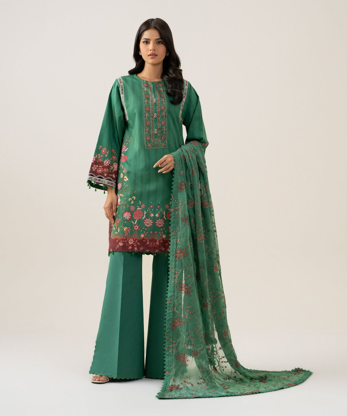 3 Piece - Embroidered Lawn Suit U3PESGS26V81