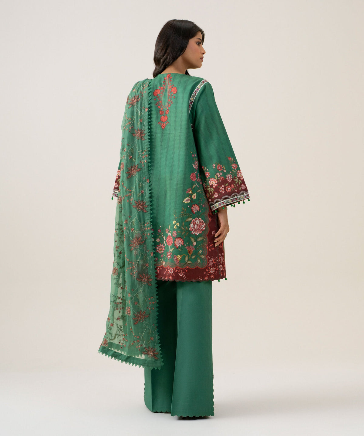 3 Piece - Embroidered Lawn Suit U3PESGS26V81
