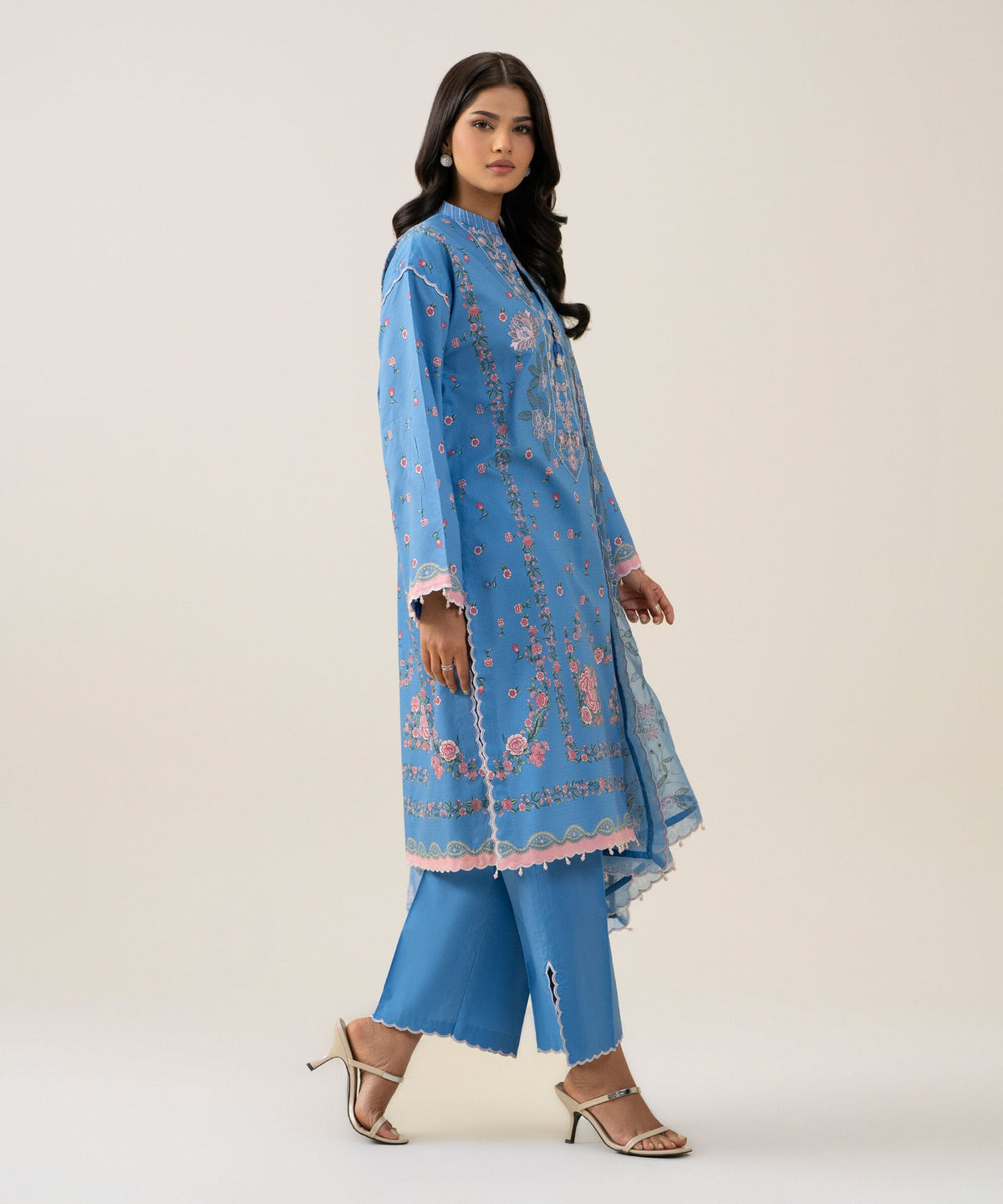 3 Piece - Embroidered Lawn Suit U3PESGS26V83