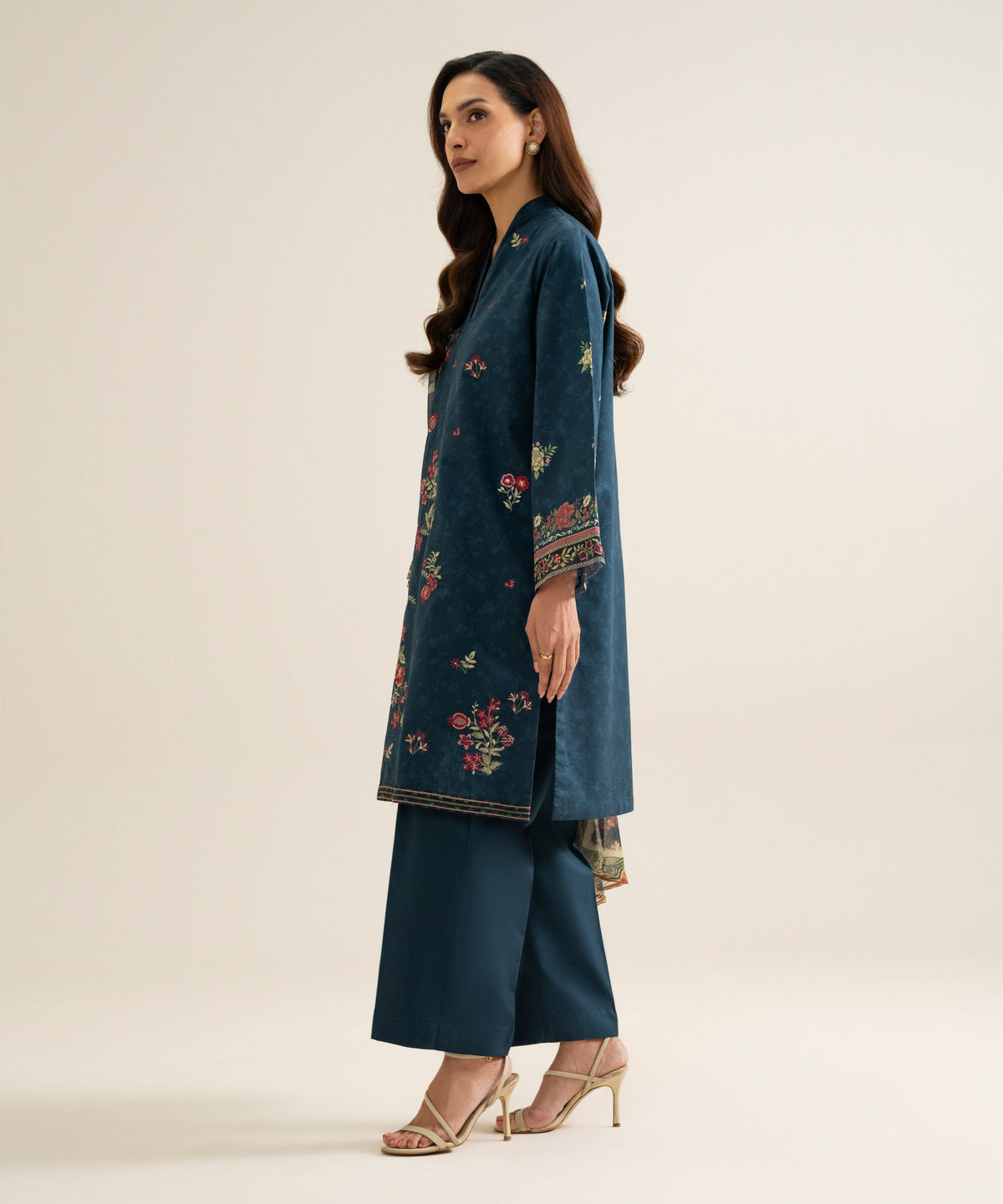3 Piece - Embroidered Cotton Suit U3PESGS26V89