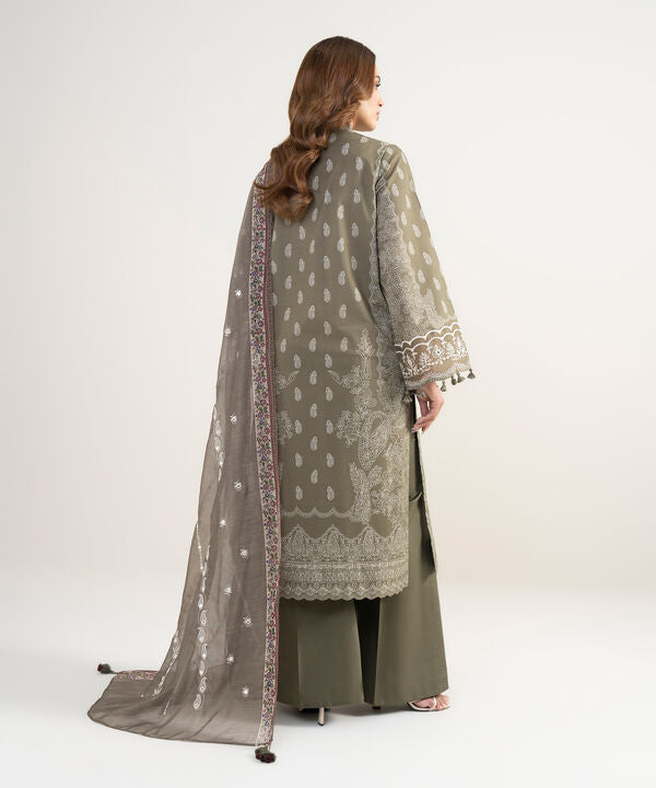 3 Piece - Embroidered Lawn Suit