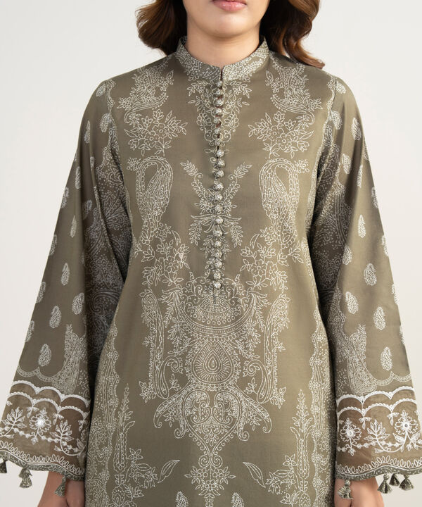 3 Piece - Embroidered Lawn Suit