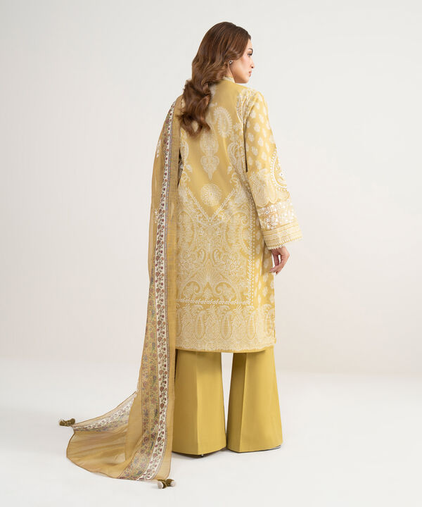 3 Piece - Embroidered Lawn Suit