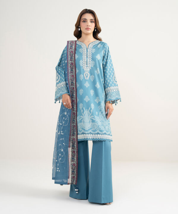 3 Piece - Embroidered Lawn Suit