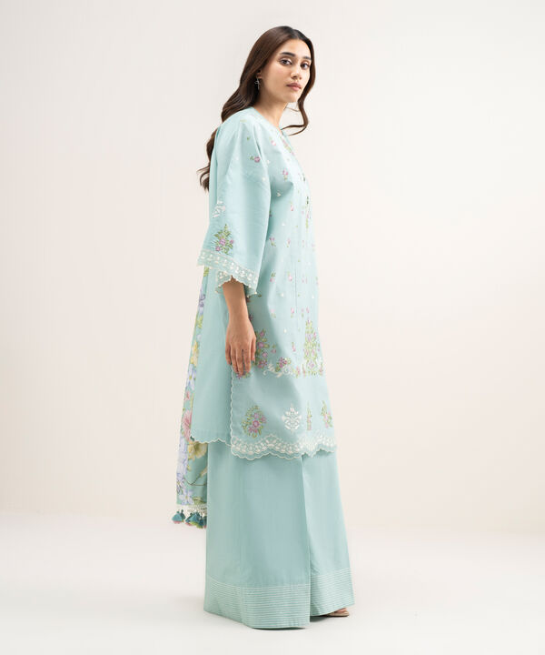 3 Piece - Embroidered Lawn Suit