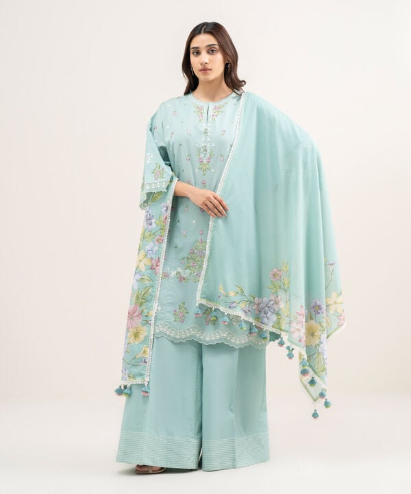 3 Piece - Embroidered Lawn Suit
