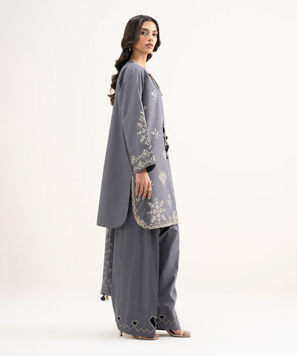3 Piece - Embroidered Zari Lawn Suit