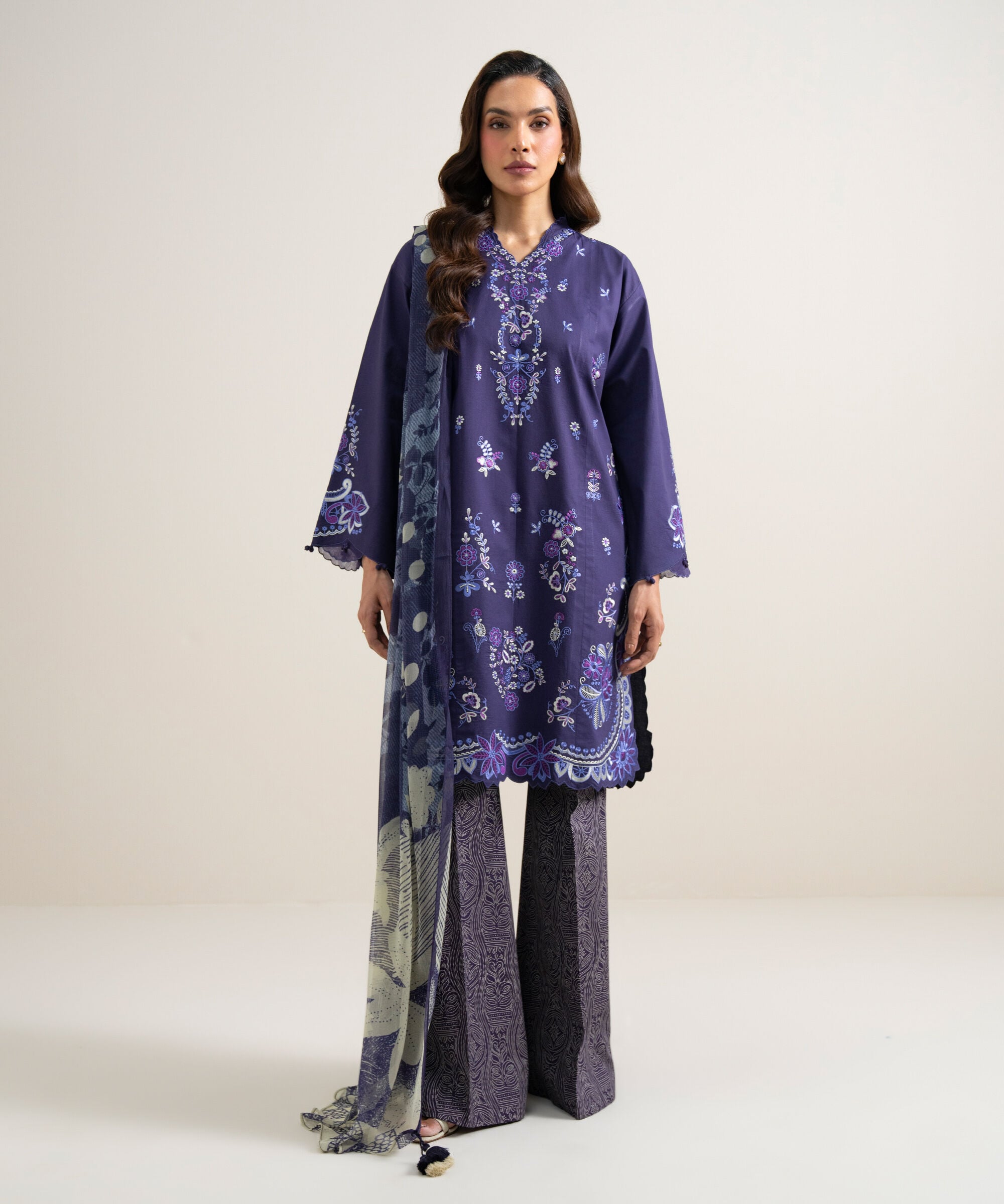 3 Piece - Embroidered Lawn Suit U3PESTS26V79